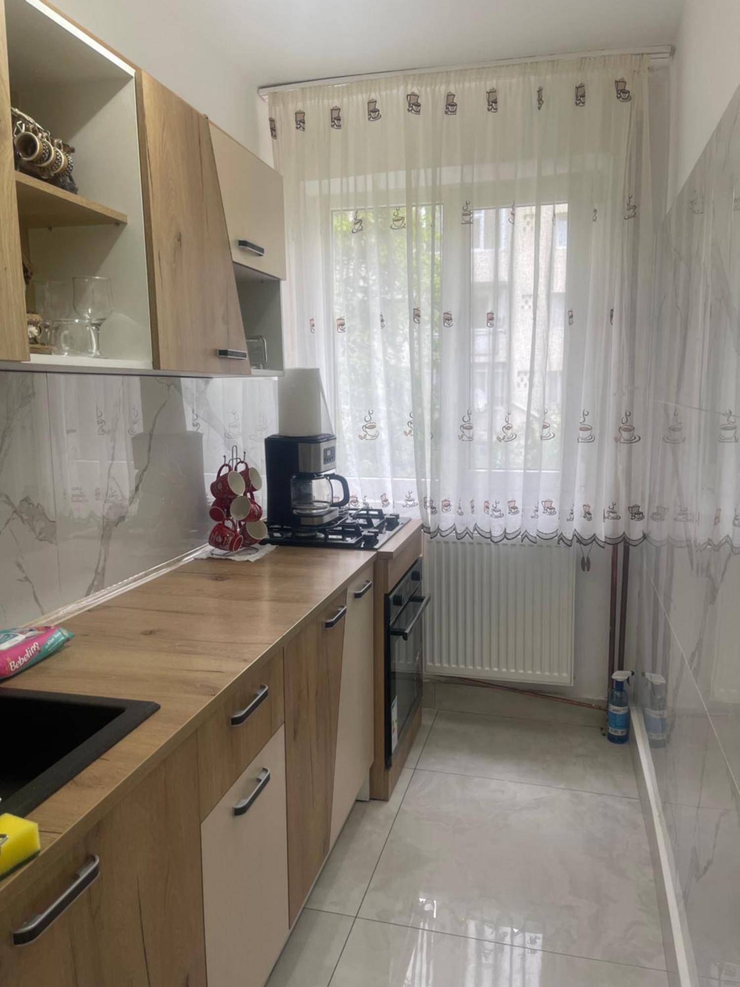 Carlitos Apt Râmnicu Vâlcea Exteriér fotografie